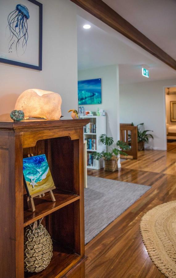 Airlie Guest House Airlie Beach Eksteriør billede